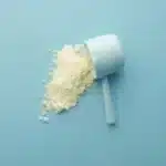 Poudre de créatine blanche avec dosette — الكرياتين دليل شامل